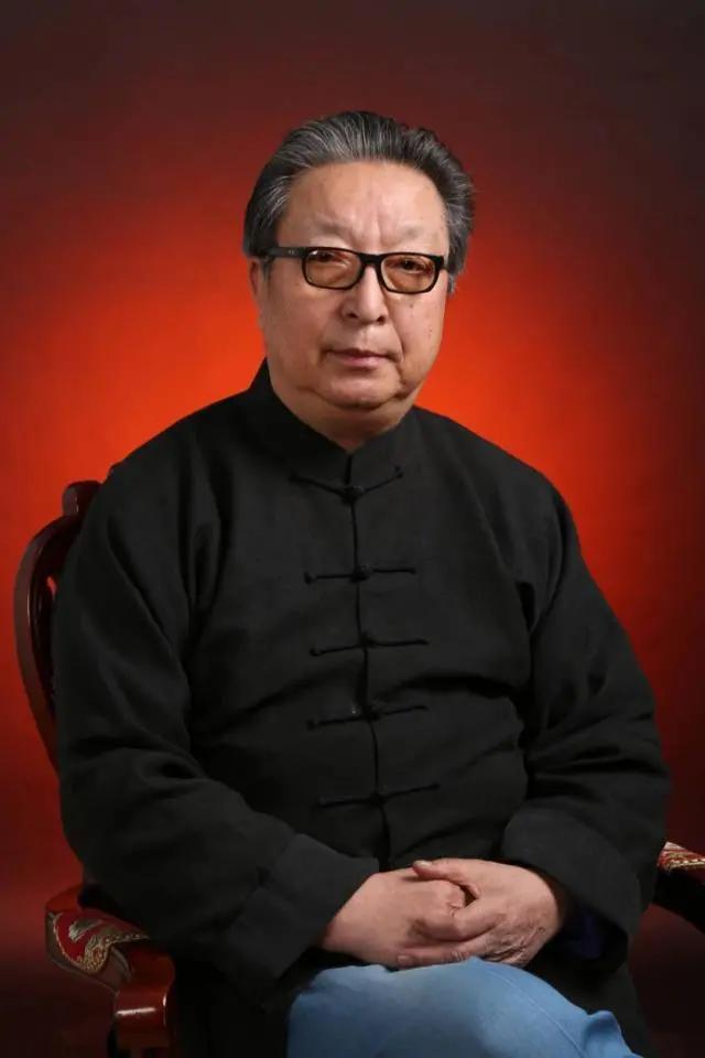雅昌艺术网APP，探索艺术世界的数字门户