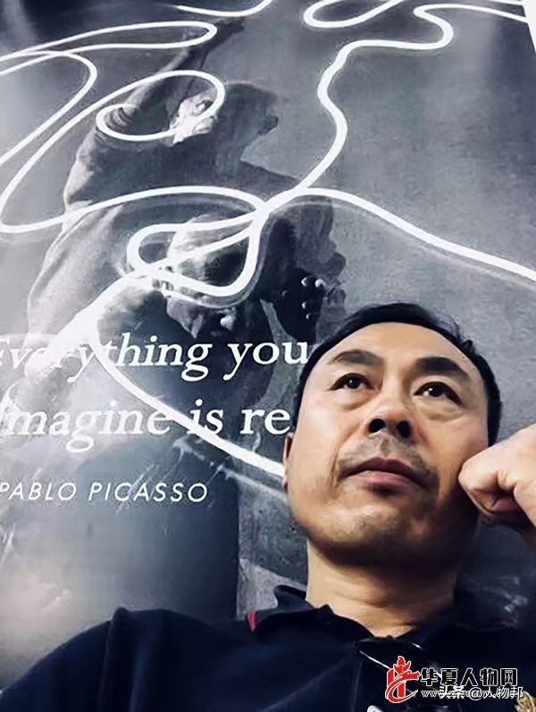 探索艺术之境，一部油画作品集图片的深度解析