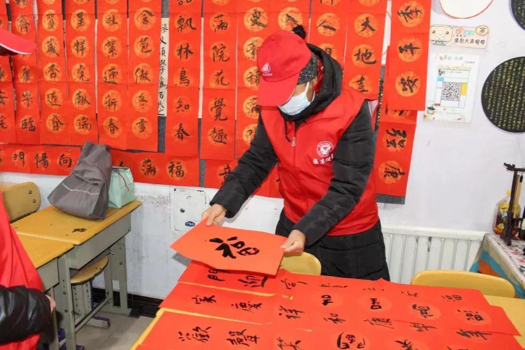 钢笔行书，墨香中的艺术与实用并重