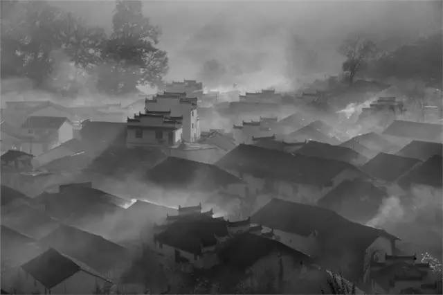 探索色彩世界，7-9岁儿童眼中的风景画