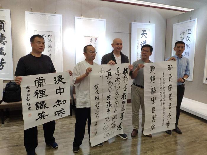 探秘唐中文书法作品价格，艺术与市场的交响曲