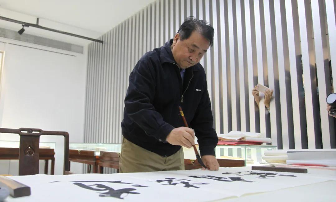 书法，静心养性，传承文化的艺术之旅