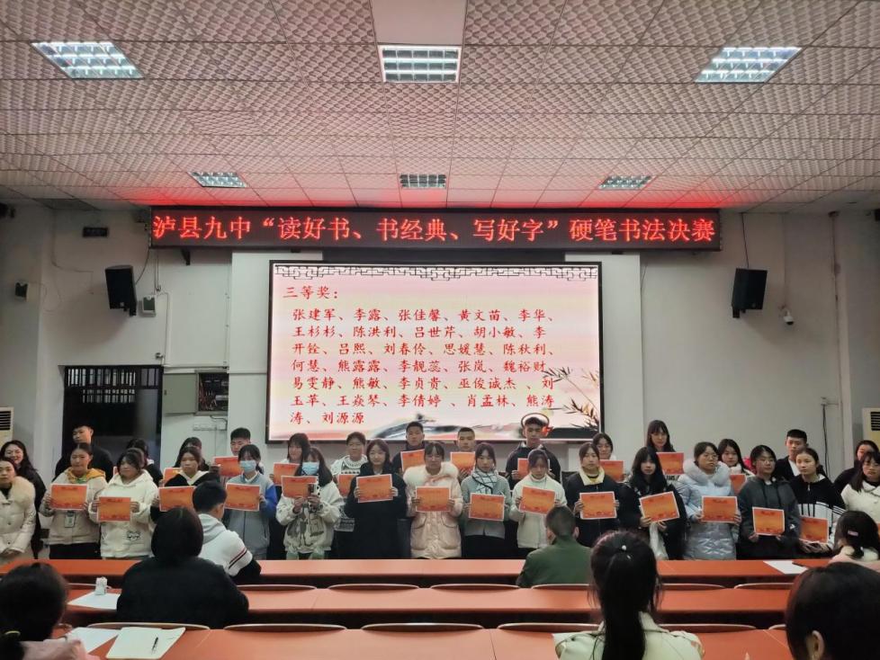 适合女生书写的高雅字体，一笔一划间的优雅与风韵