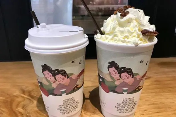 画一杯奶茶，色彩与情感的温柔邂逅