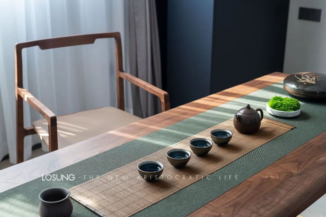 简易油画的魅力，艺术与生活的完美融合