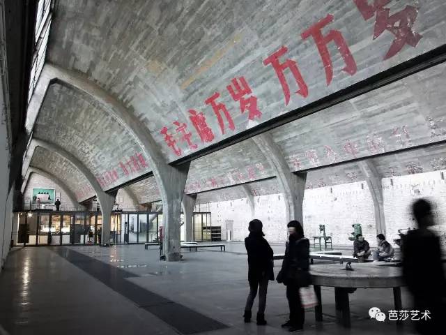 798艺术区的图片，探索北京的创意灵魂