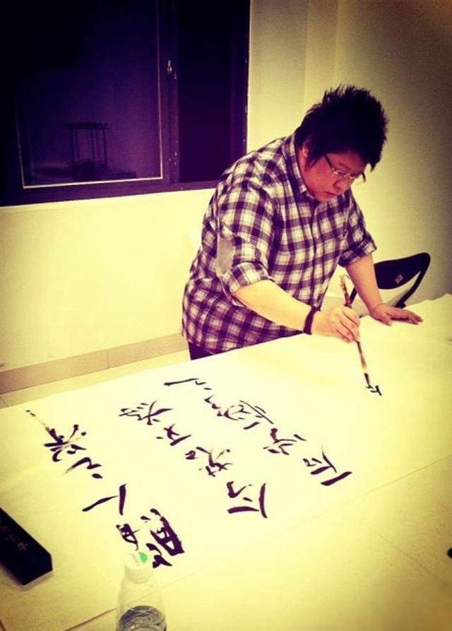 书法之美，赞美之词，流淌于笔墨之间