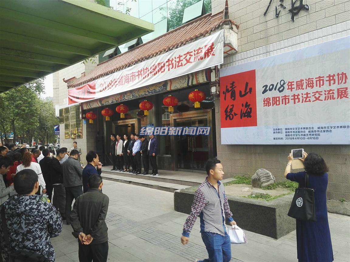 毛笔书法楷书，古诗的墨香传承