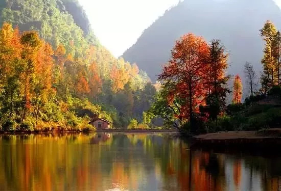 十大绝美山水风景画，自然之美的永恒定格
