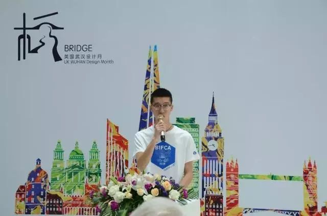 探索中国创意产业先锋，赵半狄的非凡之旅