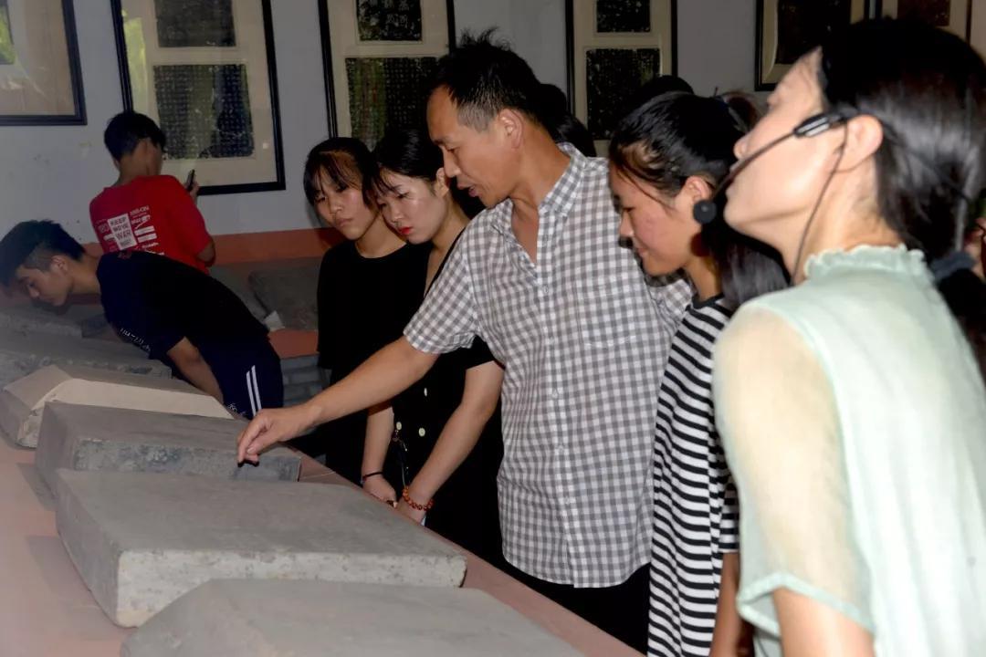书法艺术的数字殿堂，探索书法网官网的丰富作品