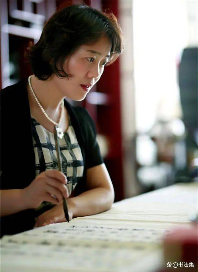 中国十大女书法家，笔墨间绽放的巾帼风采