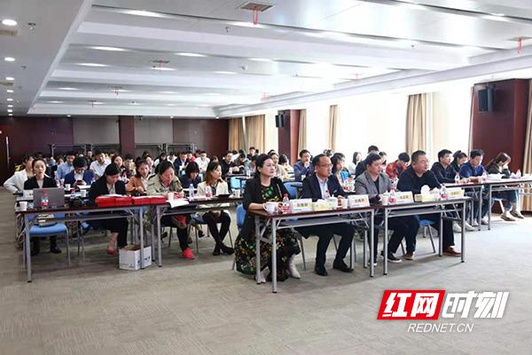 宁静致远，书法艺术中的心灵之旅——记一场别开生面的书法作品展