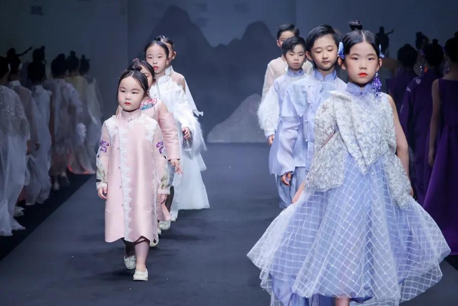 束发之年，中国传统文化中的成长标志