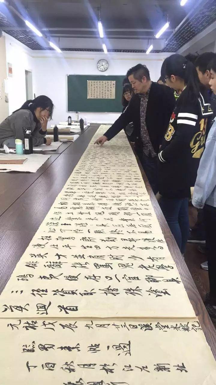 探索书法之美，以观书法app免费版深度体验