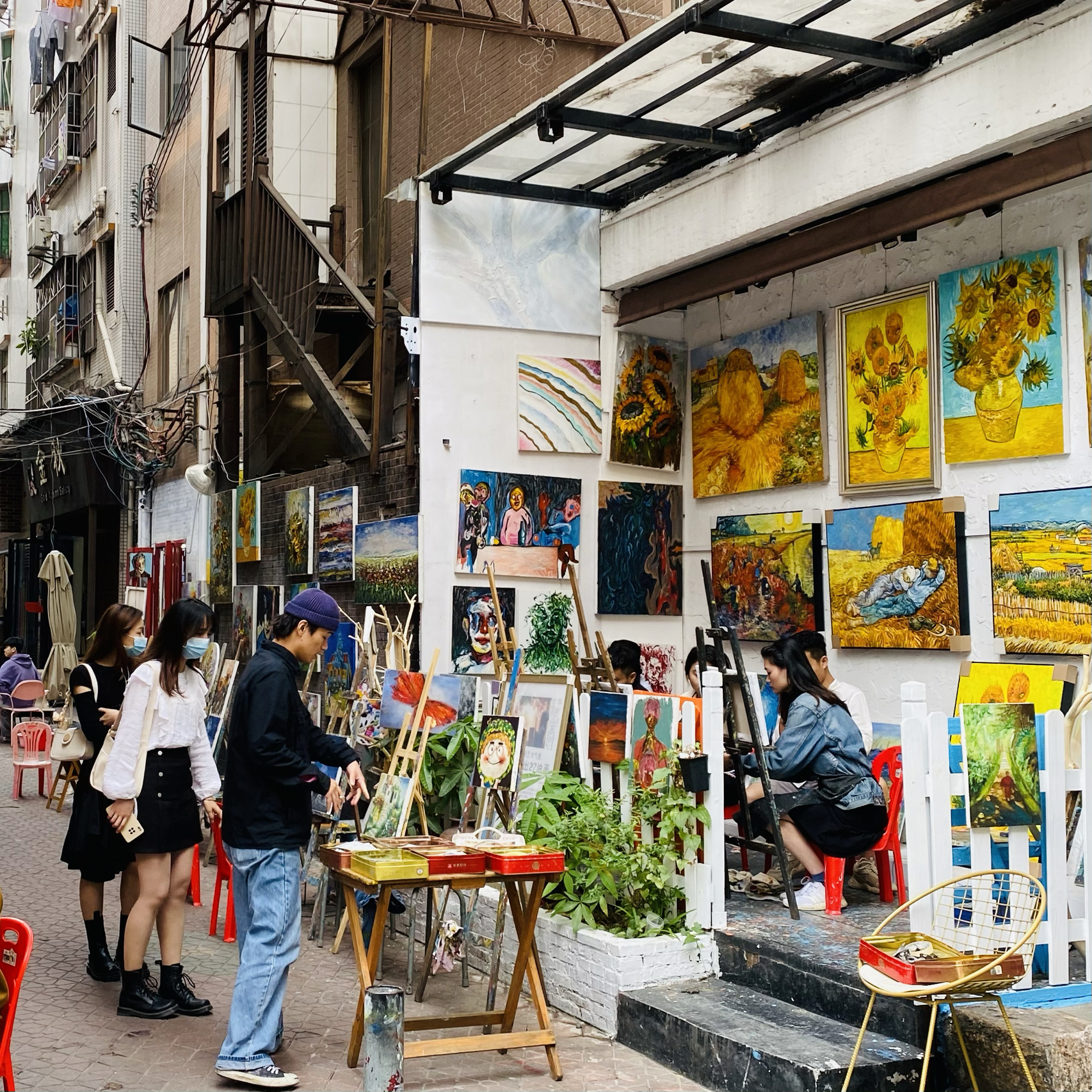 大芬油画村，2022年的艺术与商业共生现状