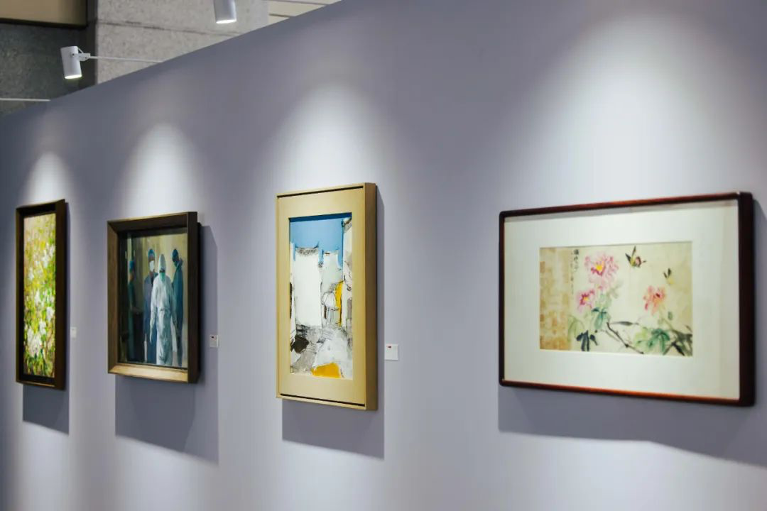 画展信息获取全攻略，从线上到线下的无缝衔接