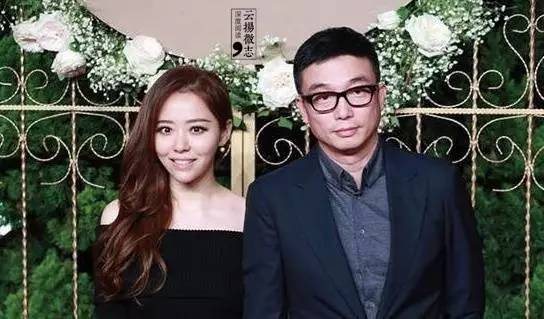 艺术之缘，刘小东与喻红婚姻的聚散——探索艺术与生活的交织