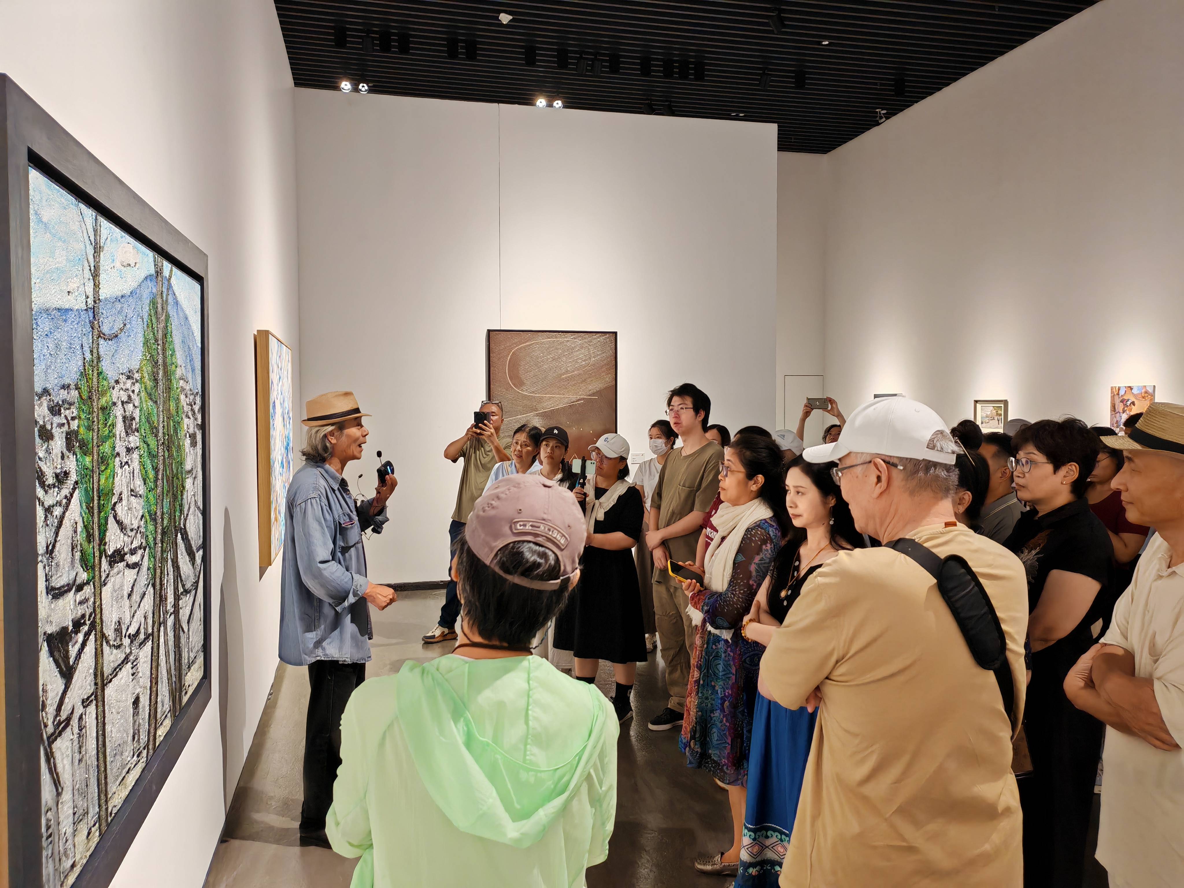 探索艺术之都，上海近期书画展览的精彩瞬间