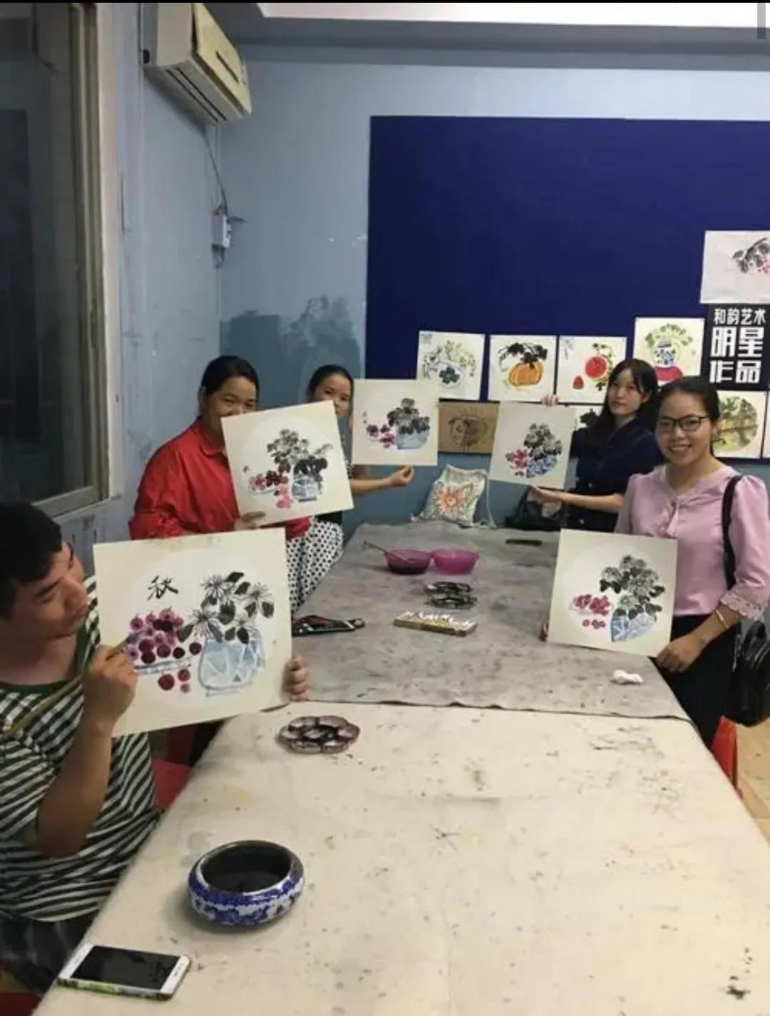 探索国画之美，成人零基础国画培训班之旅