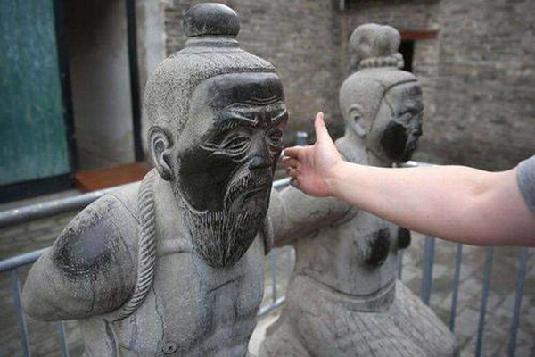 秦桧书法，笔墨间的忠奸与艺术魅力