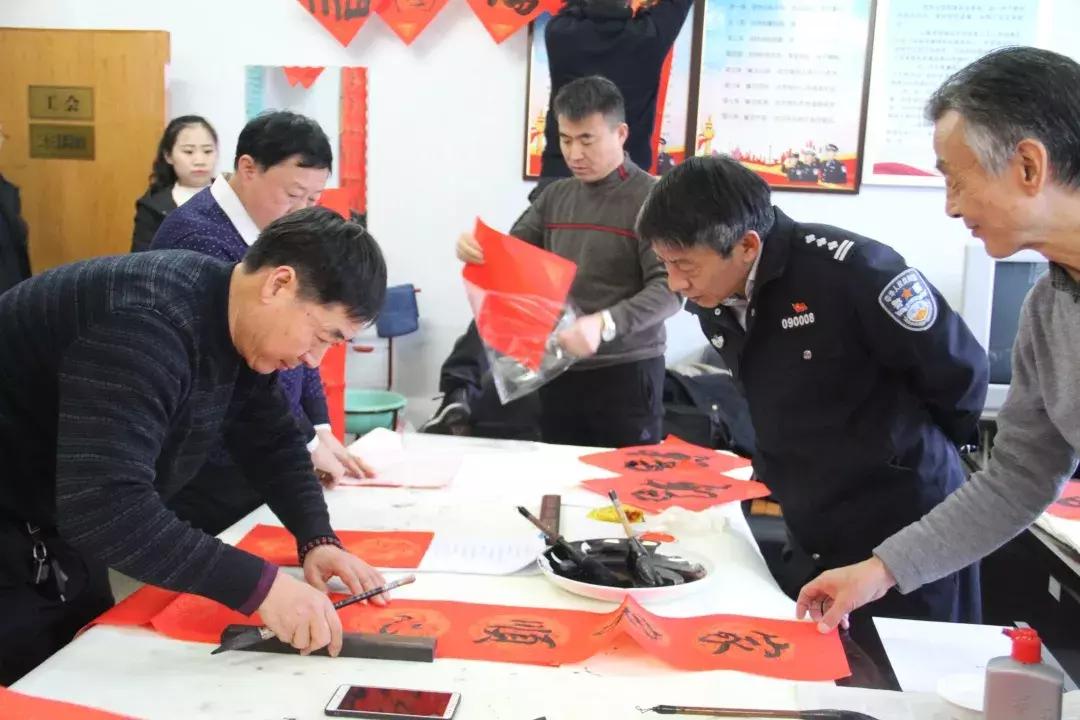 书法四字内容精选，墨香四溢，笔韵生辉
