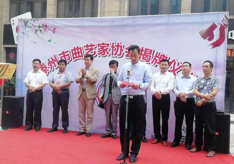 探秘王学仲字画的市场价值与艺术魅力