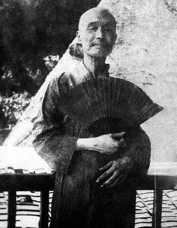 探秘李叔同，从艺苑奇葩到弘一法师的非凡人生与艺术成就