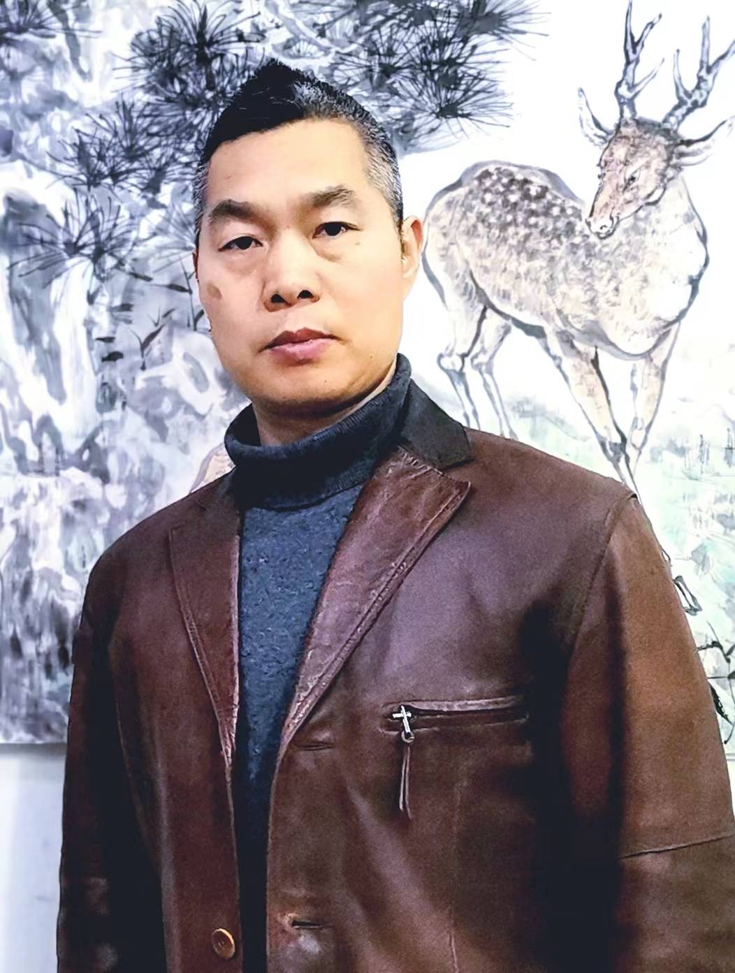 笔墨丹青绘人生——记著名画家杨发龙的艺术之旅