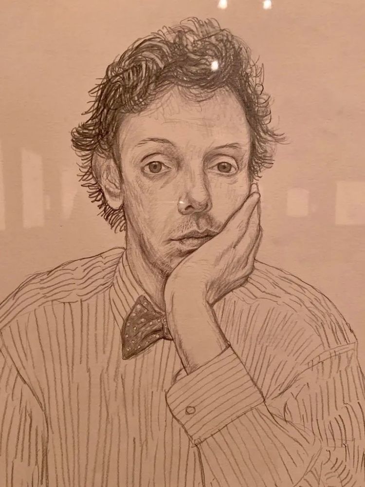 探索艺术与光影的对话，刘溢与大卫·霍克尼的素描艺术