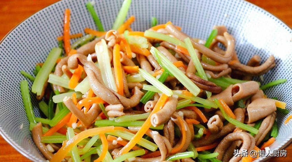 鸭肠的脆嫩炒法，解锁餐桌上的美味秘诀