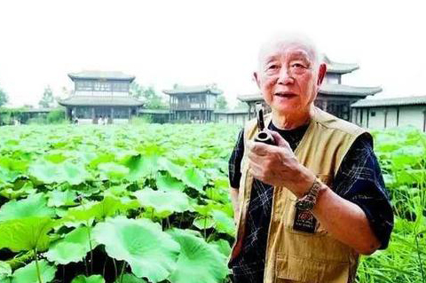 荷香盈堂，探秘黄永玉的万荷堂