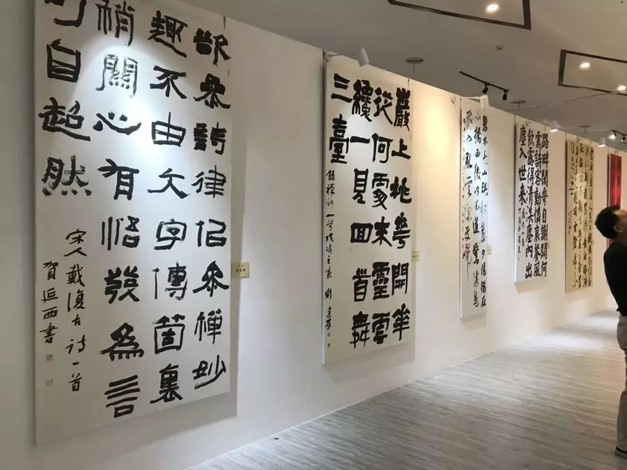 探索中国书法艺术的殿堂——记访中国书法大厦及李世杰先生