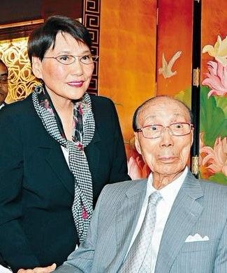 澳门6叔公，传奇人物与不朽故事